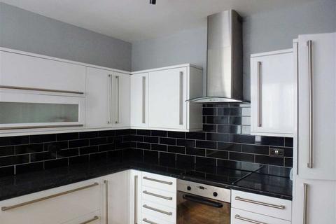 3 bedroom apartment to rent, Hope Street, Filey