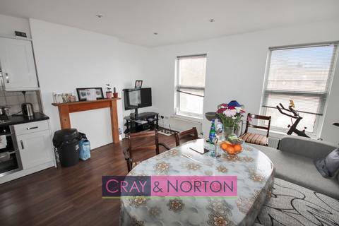 2 bedroom flat for sale, Waddon New Road, Croydon, CR0