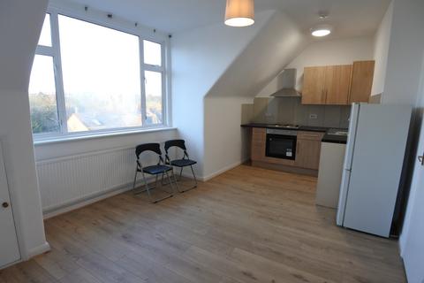 2 bedroom flat to rent, Burnley Road, Dollis Hill, London NW10