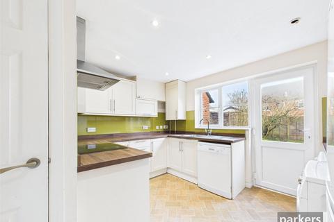 4 bedroom link detached house to rent, Faygate Way, Reading RG6