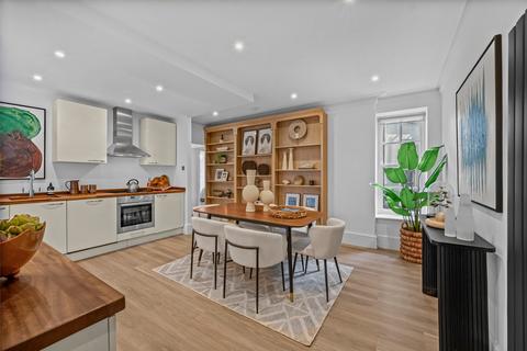 undefined, Broad Court, London