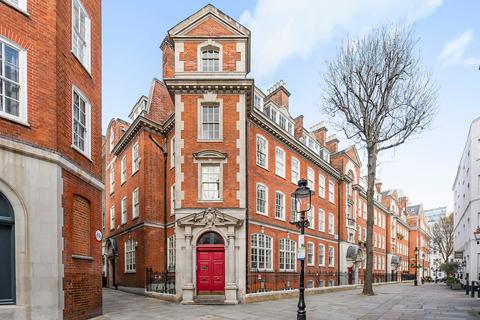 undefined, Broad Court, London