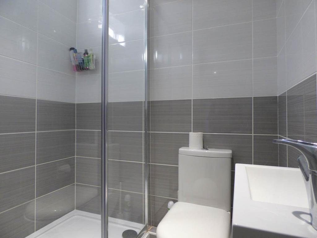 Bentham Road, Brighton, 1 bed flat £850 pcm (£196 pw)