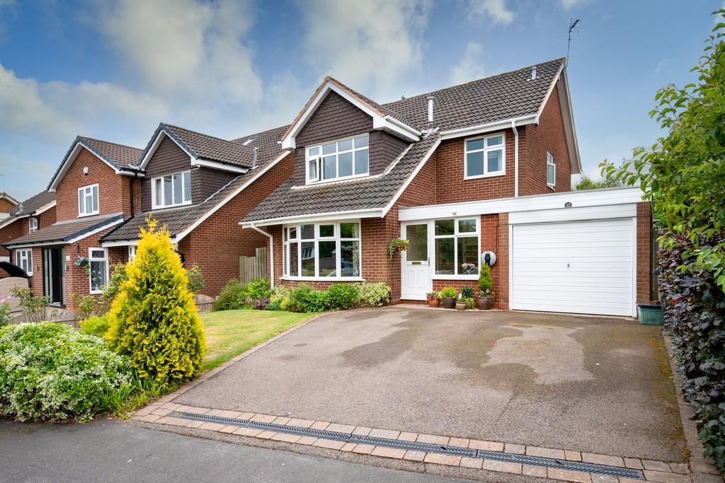 Trehern Close, Knowle 4 bed detached house £530,000