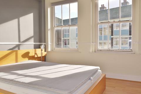 1 bedroom apartment to rent, Wadeson Street, London E2