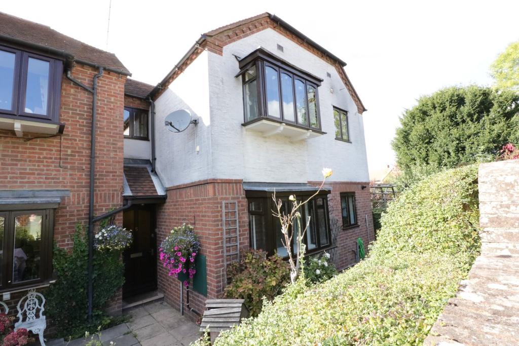 Greenways, Pangbourne 1 bed apartment £900 pcm (£208 pw)