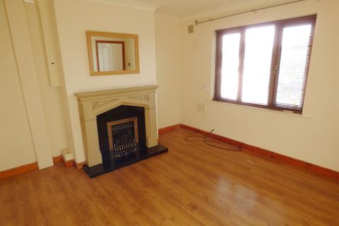 2 bedroom semi-detached house to rent, Firthcliffe Parade, Liversedge, West Yorkshire, WF15