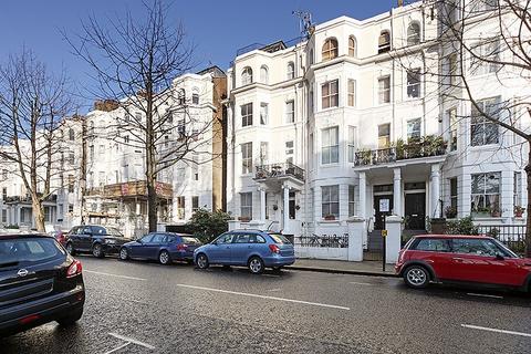 2 bedroom flat to rent, Colville Gardens, London, W11