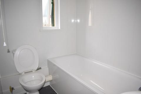 Studio to rent, Cathedral Road, Cardiff