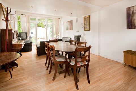 5 bedroom townhouse to rent, Carleton Road, Tufnell Park N7