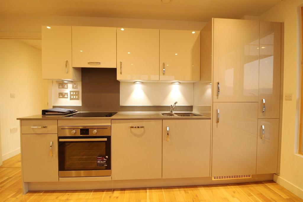 Kitchen+