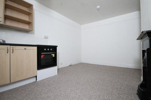 Studio to rent, Chichester