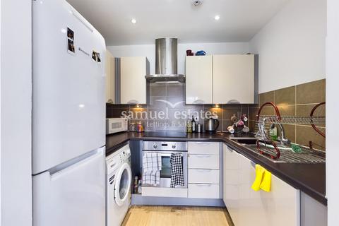 2 bedroom flat to rent, High Street, Colliers Wood, SW19