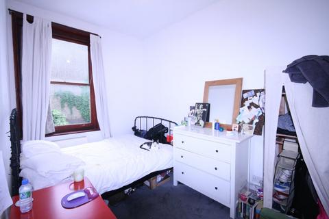 2 bedroom flat to rent, Dalmeny Road, Tufnell Park