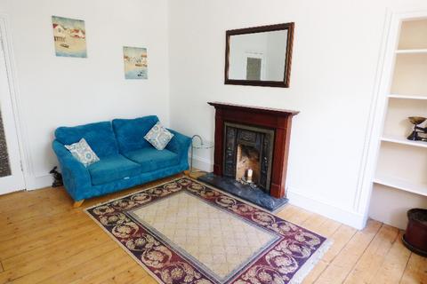 2 bedroom flat to rent, Morningside Road, Morningside, Edinburgh, EH10