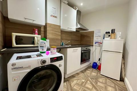 House share to rent, Holloway Road, Archway