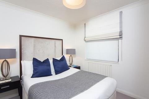 2 bedroom apartment to rent, FULHAM ROAD, CHESLEA, SW3