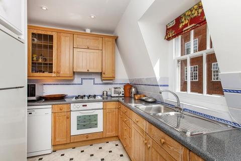 undefined, PHILLIMORE WALK, KENSINGTON, W8