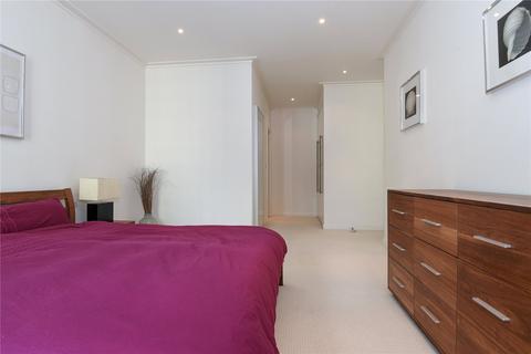 2 bedroom apartment to rent, Discovery Dock Apartments West, 2 South Quay Square, London, E14