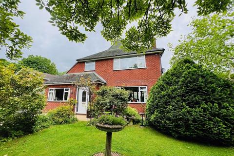 3 bedroom detached house for sale, Gardden View, Ruabon