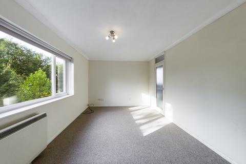 1 bedroom flat to rent, Balcombe Road, Crawley