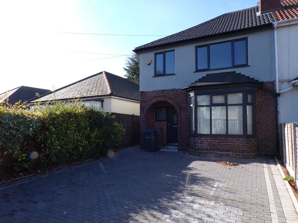 Sheaf Lane, Sheldon, Birmingham 3 bed semidetached house £995 pcm (£230 pw)