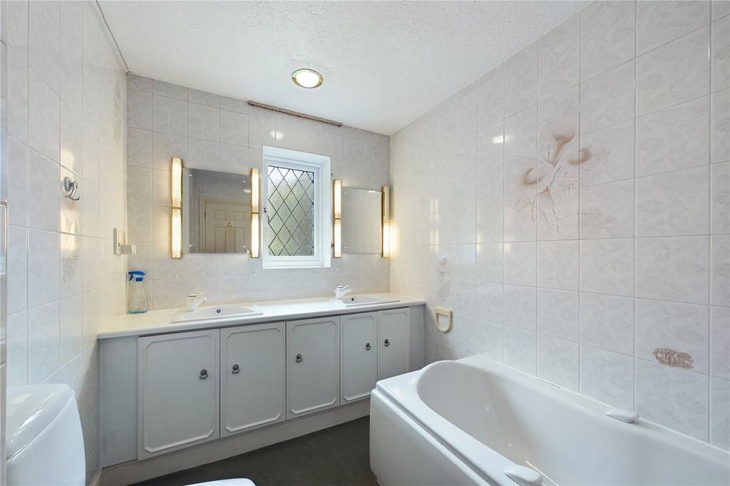 Bed Two En-Suite