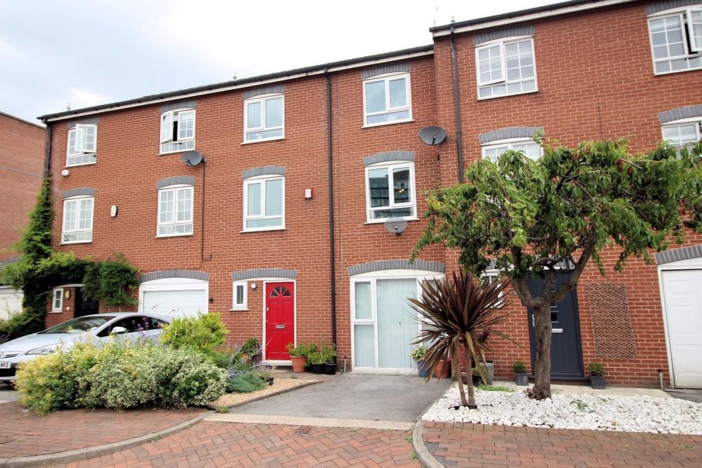 Merchants Quay, Salford Quays, Salford, M50 4 bed townhouse £425,000