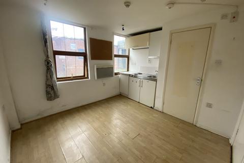 Studio to rent, Wick Lane,  Bow, E3