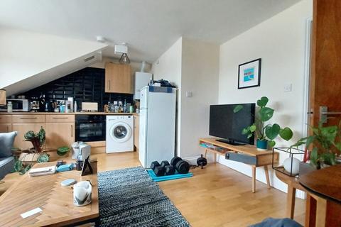 1 bedroom flat to rent, Newington green road, Islington