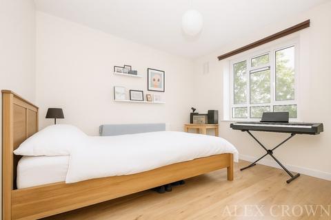 undefined, Sussex Close, Sussex Way, Archway