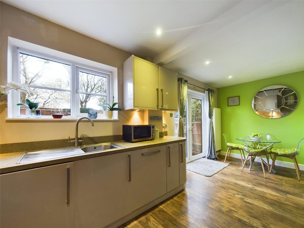 Kitchen/Dining Room