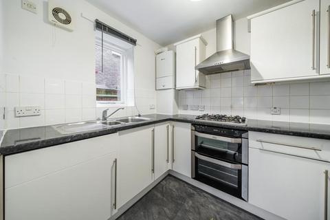 2 bedroom apartment to rent, Maidenhead,  Berkshire,  SL6