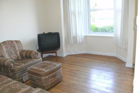 1 bedroom ground floor flat to rent, High Road, Southampton SO16