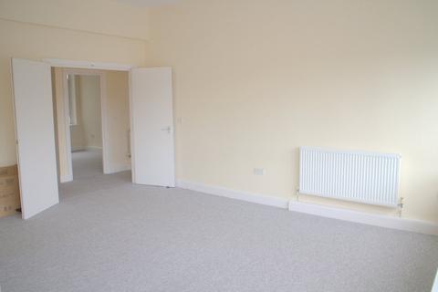 2 bedroom flat to rent, London Road, Southampton SO15