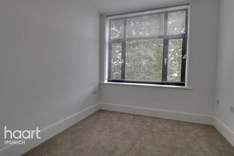 undefined, Lloyds Avenue, Ipswich