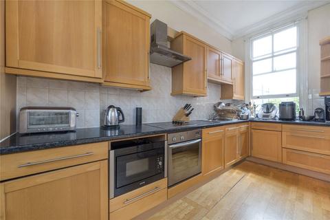 4 bedroom flat to rent, Compayne Gardens, South Hampstead, London