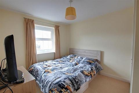 undefined, Bell Heather Close, Staverton