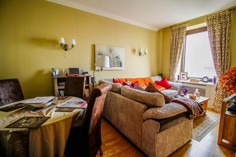 2 bedroom apartment to rent, Whitehouse Apartments, Belvedere Road, London, SE1