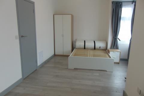 undefined, Haslemere Road, Seven Kings, Essex, IG3