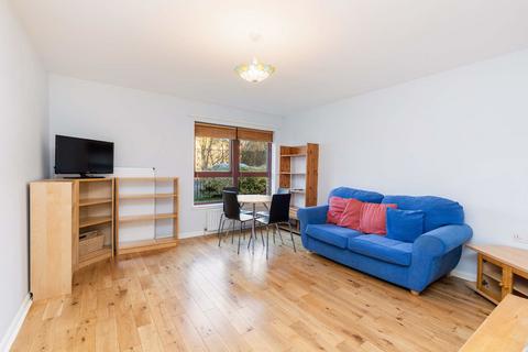 2 bedroom flat to rent, 0/1, 52 Hopehill Road, North Woodside, Glasgow, G20 7JP