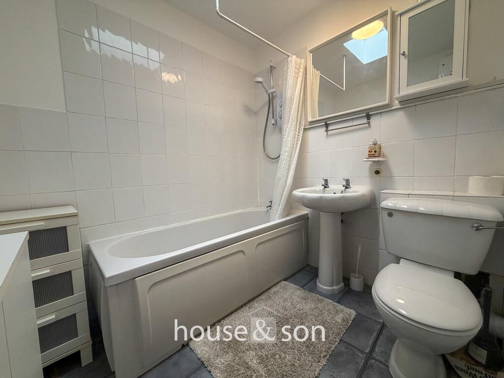 Apartment in Bournemouth - View 3