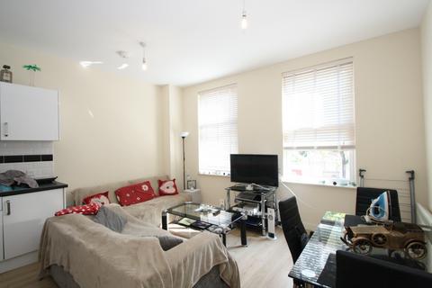 1 bedroom flat to rent, Holloway Road, Archway, N7