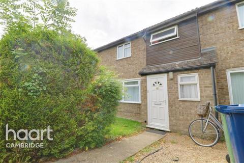 3 bedroom terraced house to rent, The Paddocks, Cambridge