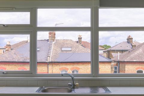 1 bedroom flat to rent, Finsbury Park Road N4