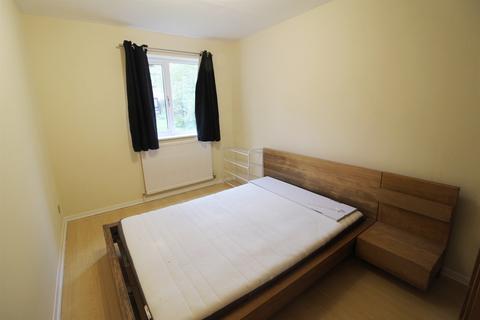 undefined, St Pauls Court, Reading, RG1