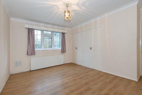 2 bedroom maisonette to rent, Northwood,  Greater London,  HA6