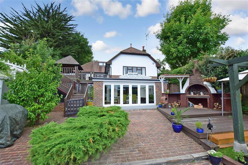 Church Road, Hartley, Longfield, Kent 4 bed detached house for sale £
