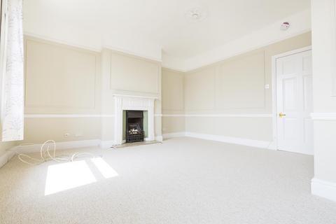 2 bedroom flat to rent, Flat , Randall Road, BS8