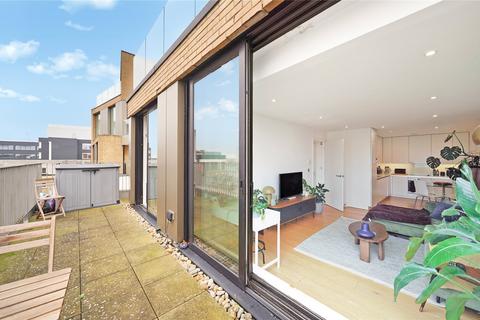 2 bedroom flat to rent, Plumbers Row, Whitechapel, London, E1